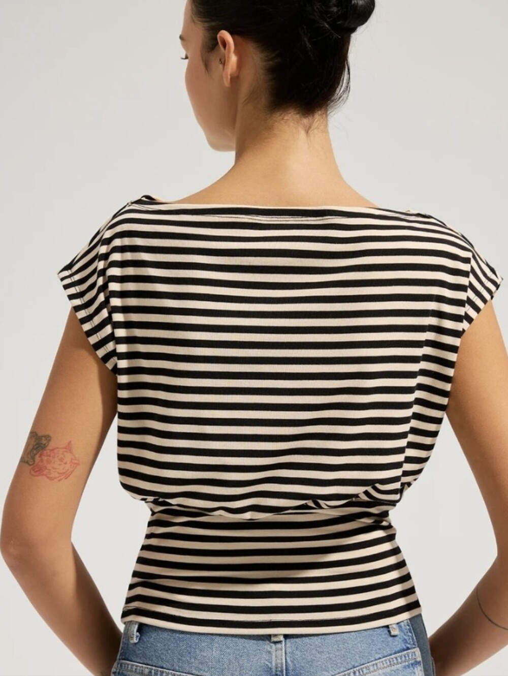 NWT COMMENSE Striped Boat Neck Cinch Waist Top-Black - Picture 6 of 9